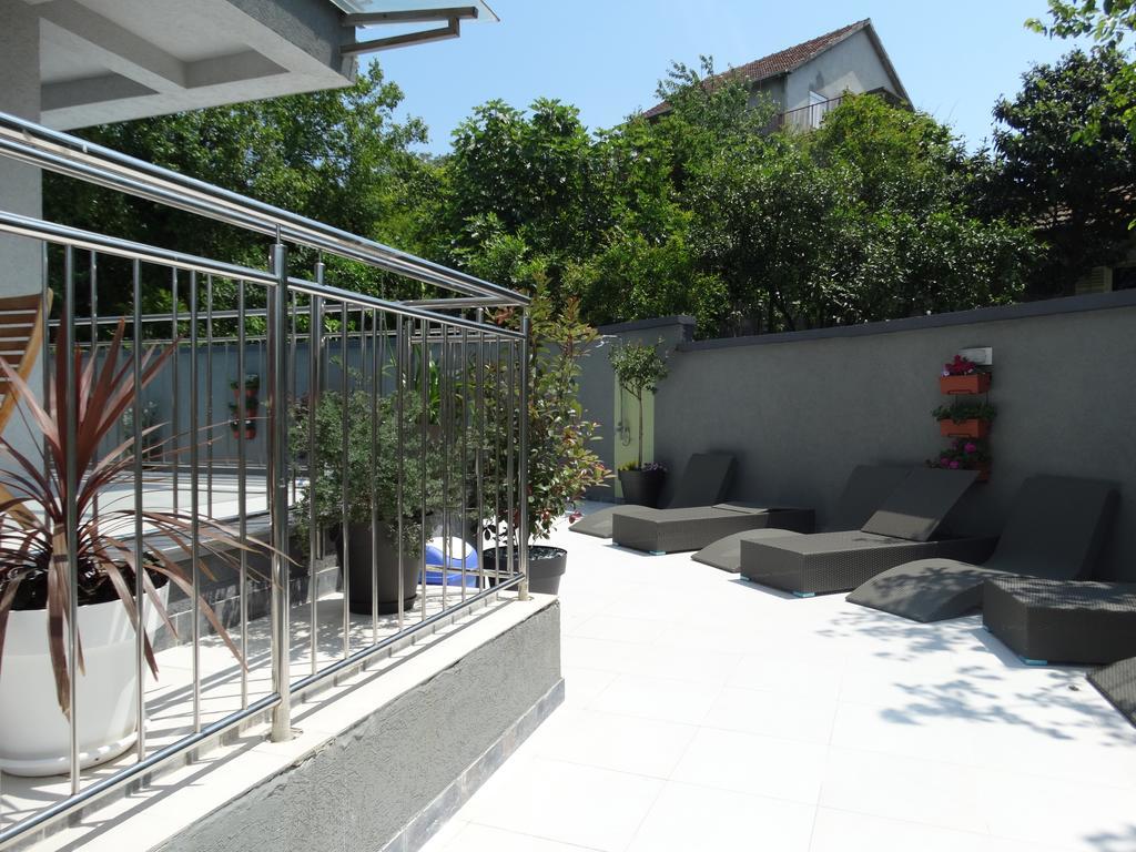 Agape Apartments ติวัต ภายนอก รูปภาพ