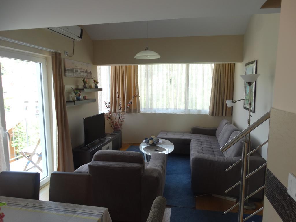 Agape Apartments ติวัต ภายนอก รูปภาพ