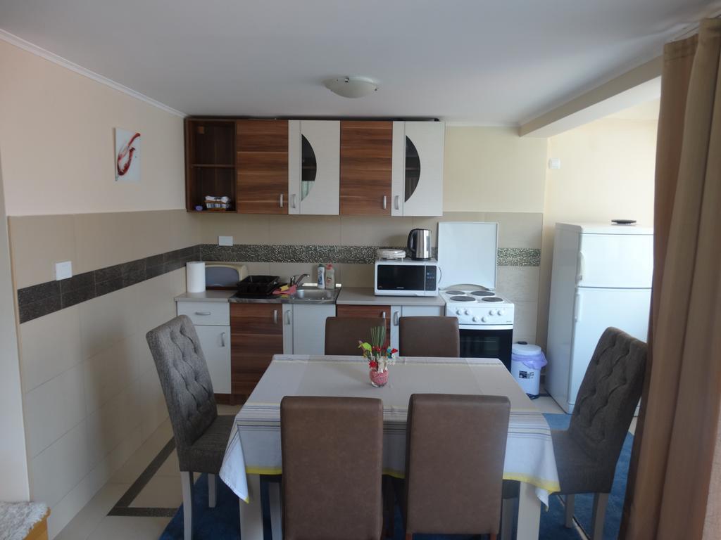 Agape Apartments ติวัต ภายนอก รูปภาพ